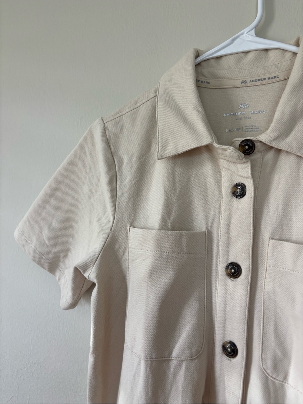 Andrew Marc Twill Romper Women’s Size Size Small Sand Short Sleeve Pockets NEW - Picture 2 of 7